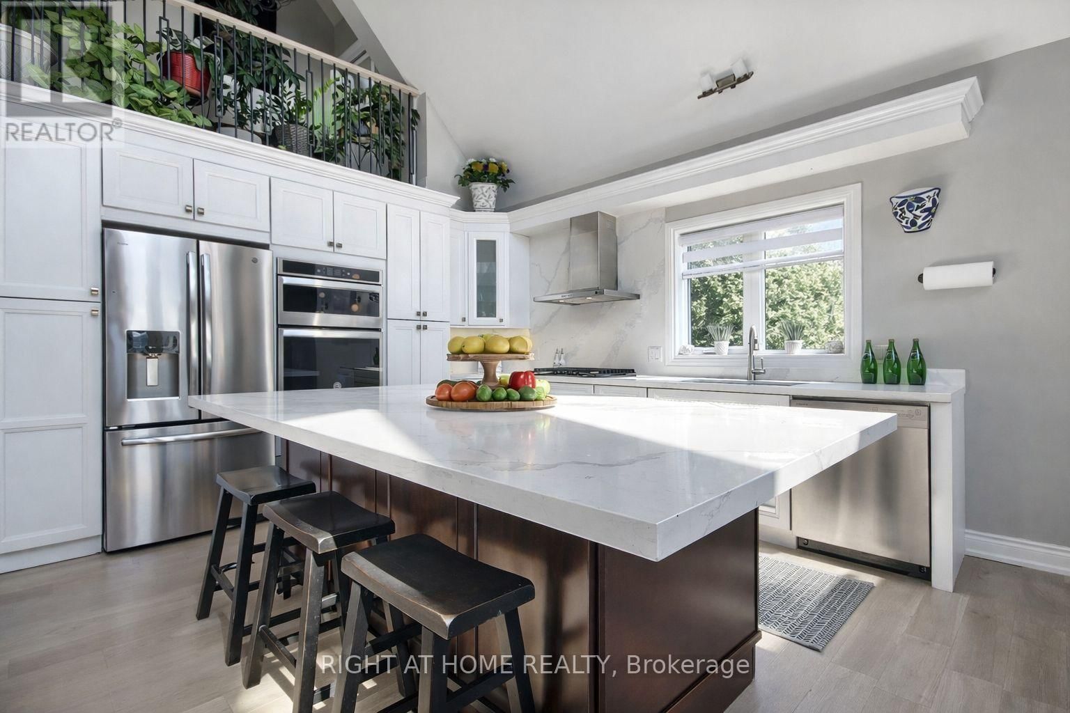 26 BEACH ROAD Image 16