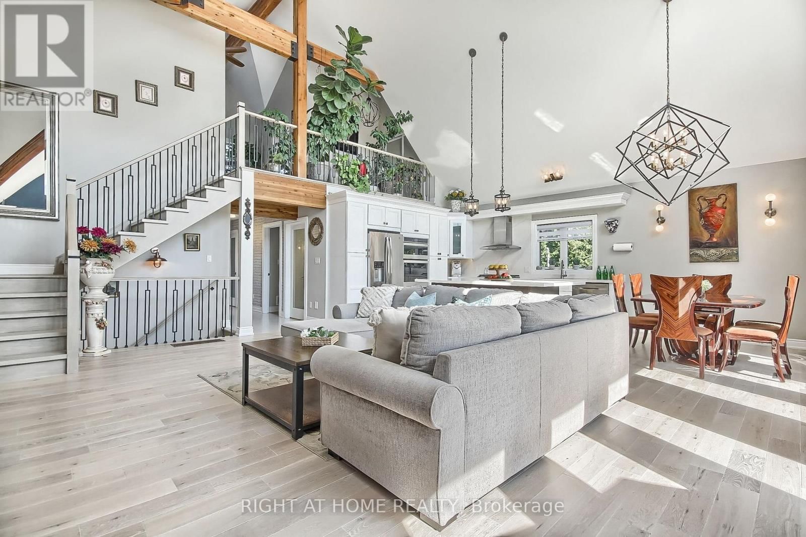 26 BEACH ROAD Image 19