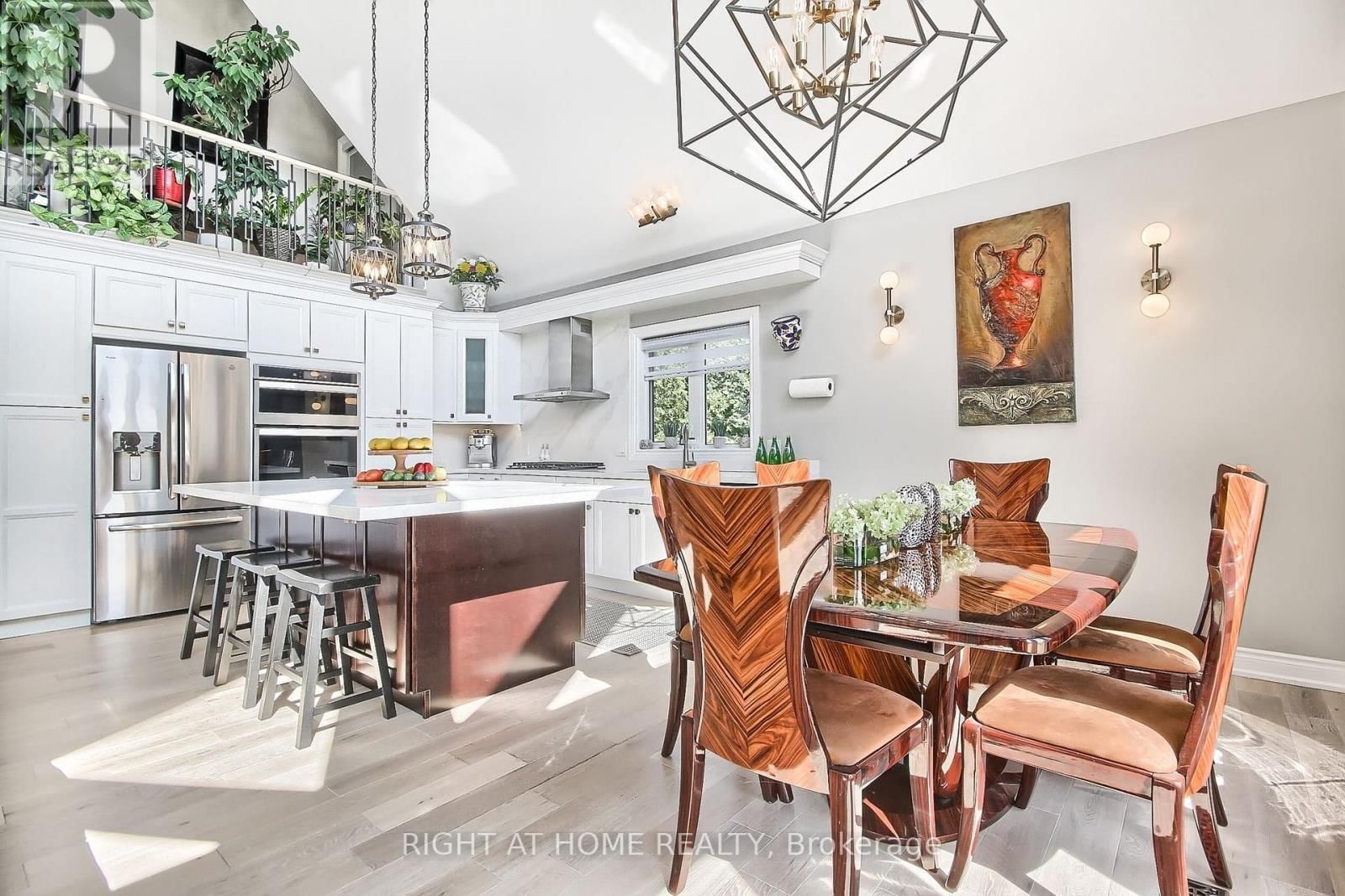 26 BEACH ROAD Image 24