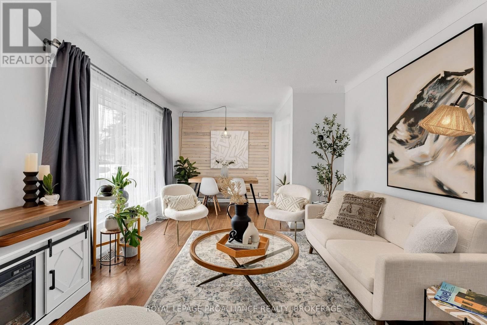 386 MCEWEN DRIVE Image 8