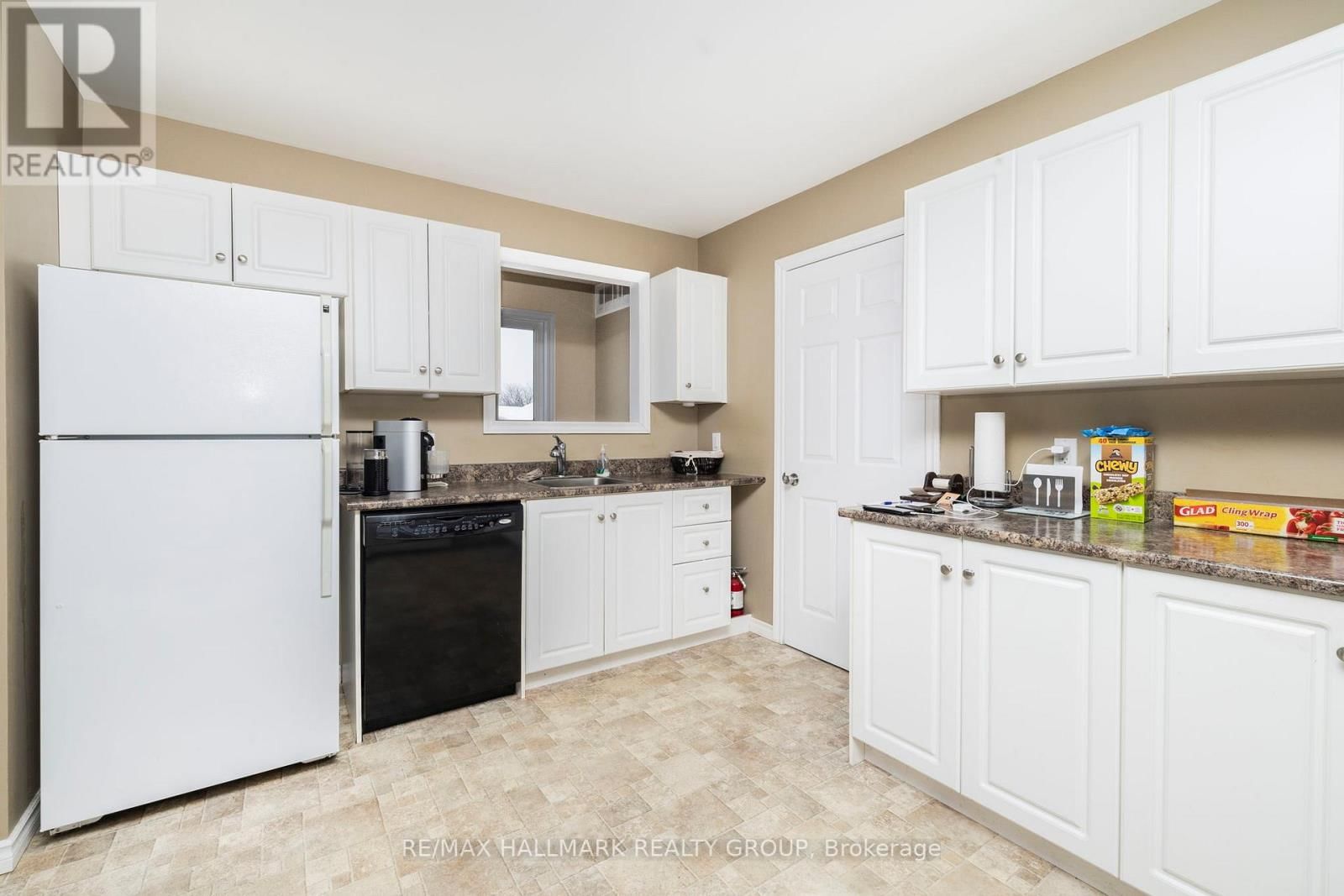 1796 DUMAS STREET Image 21