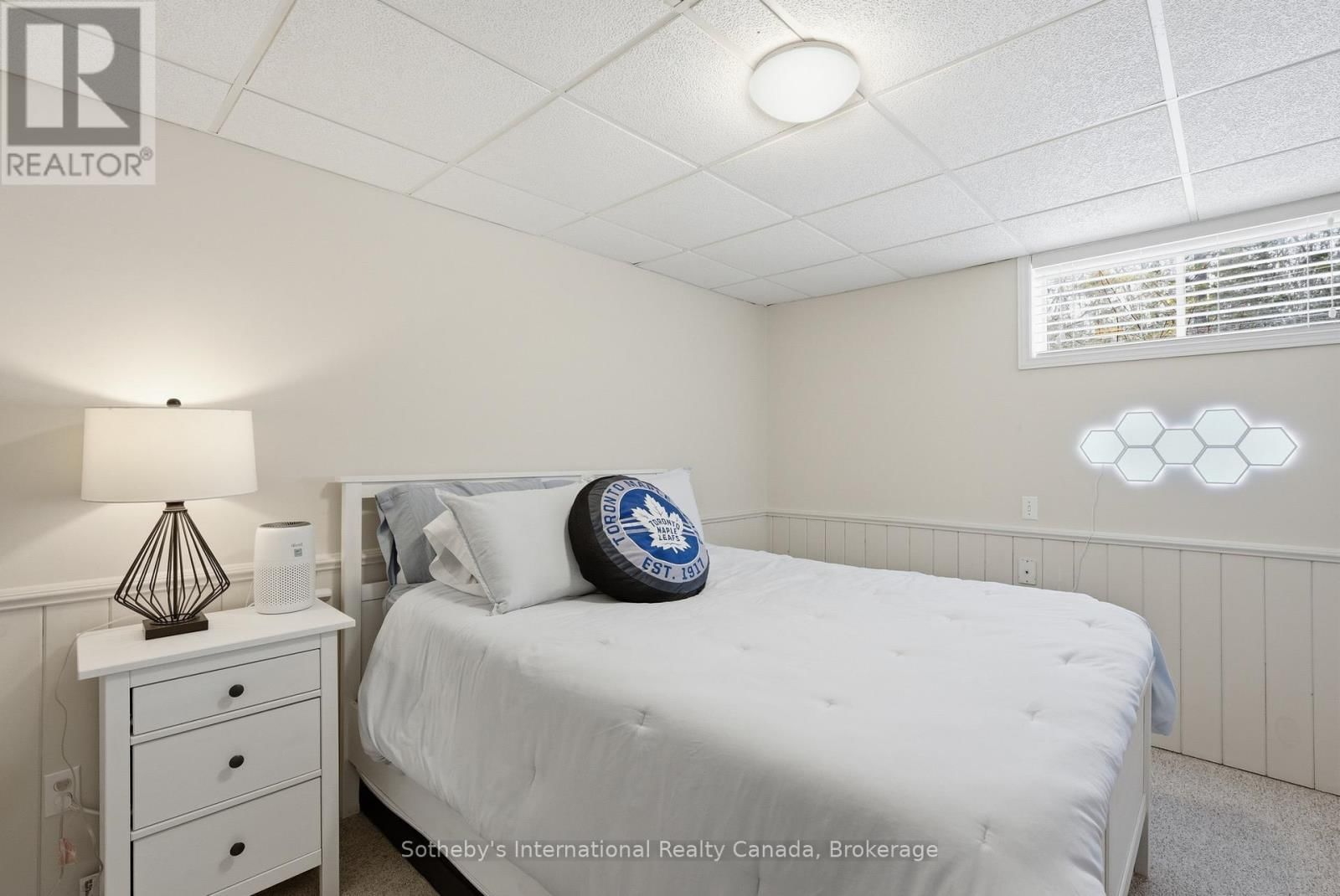 1099 DAVIS DRIVE Image 29