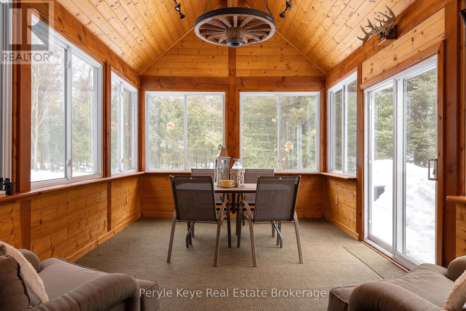 2391 LIMBERLOST ROAD Image 21