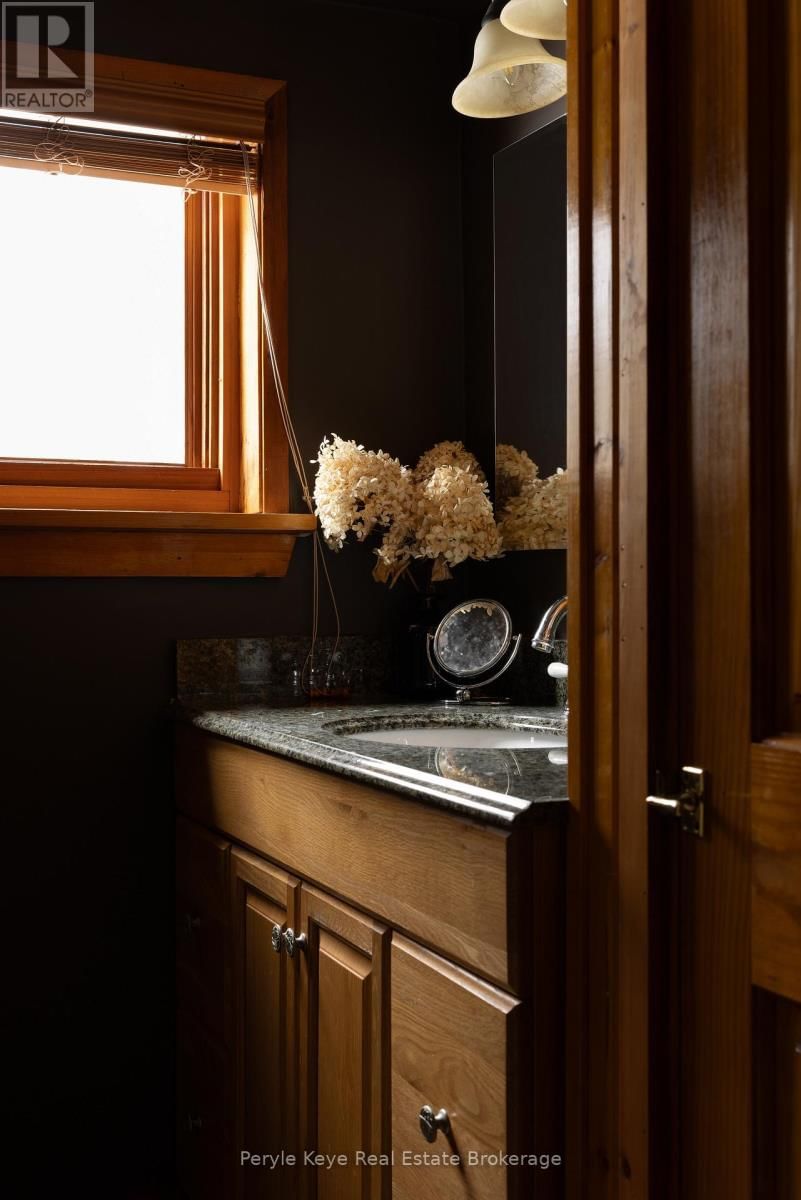 2391 LIMBERLOST ROAD Image 40