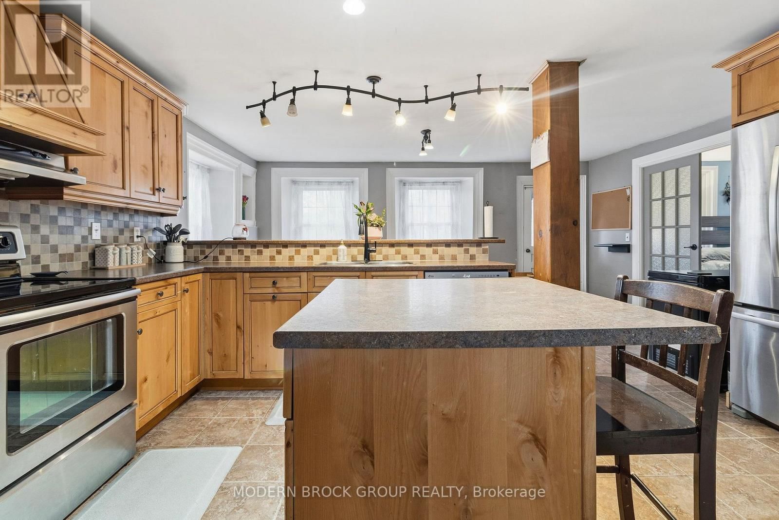 9358 GREENBUSH ROAD Image 14