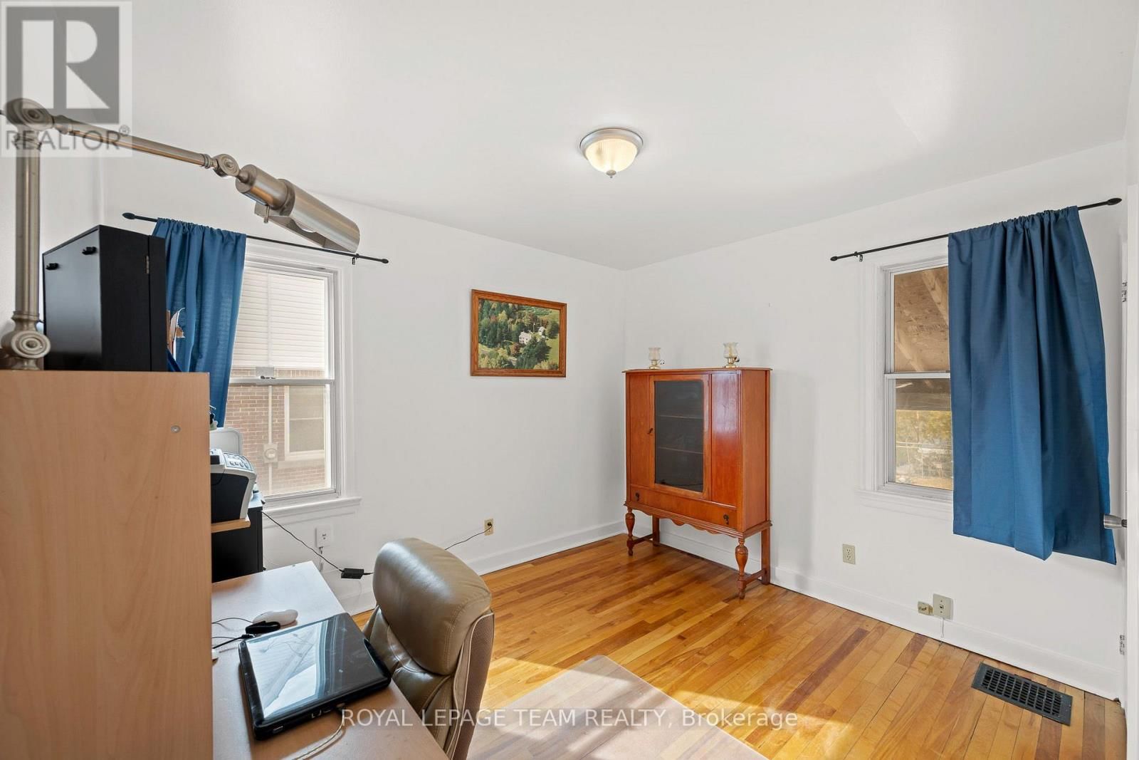 1123 SECORD AVENUE Image 17