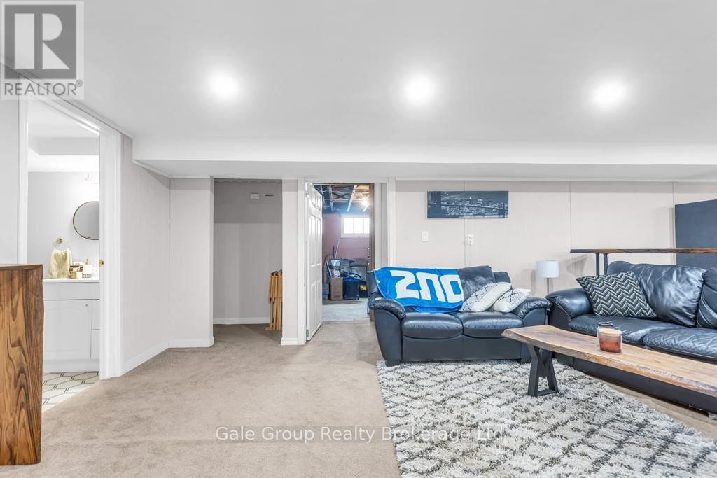 8827 PLANK ROAD Image 17