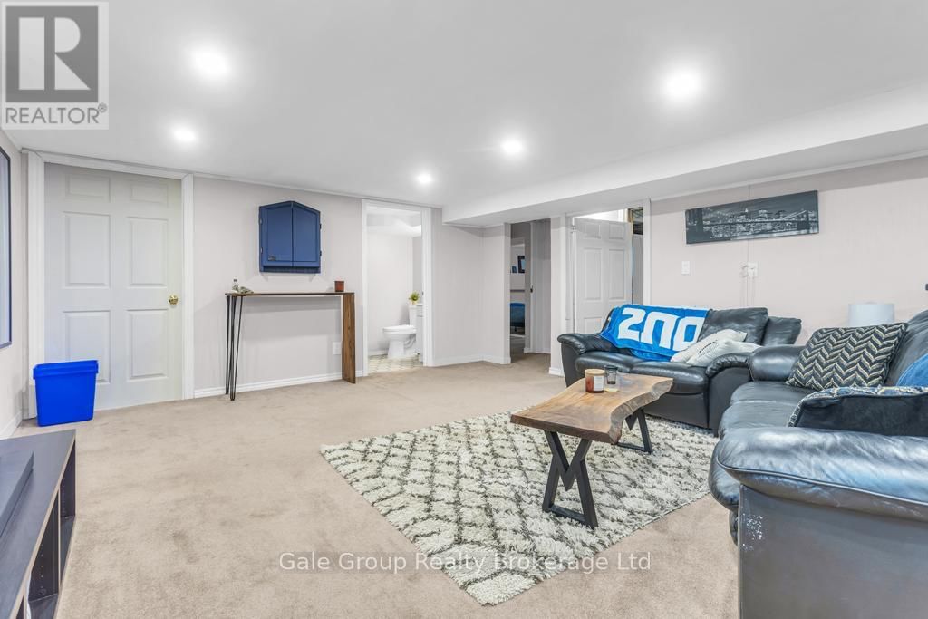 8827 PLANK ROAD Image 19