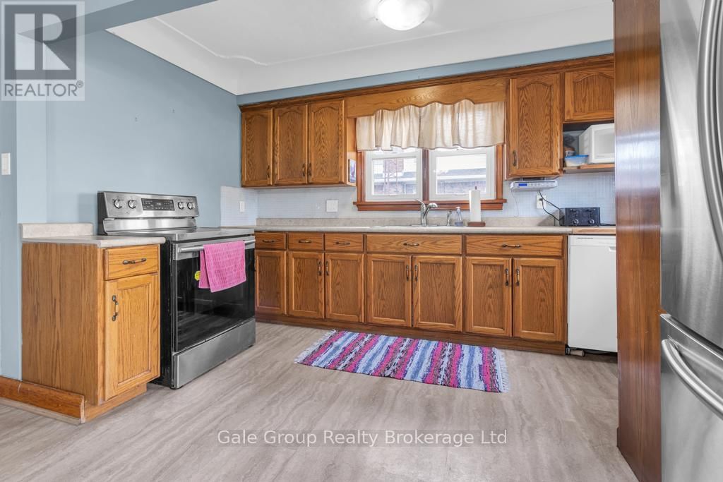 8827 PLANK ROAD Image 8