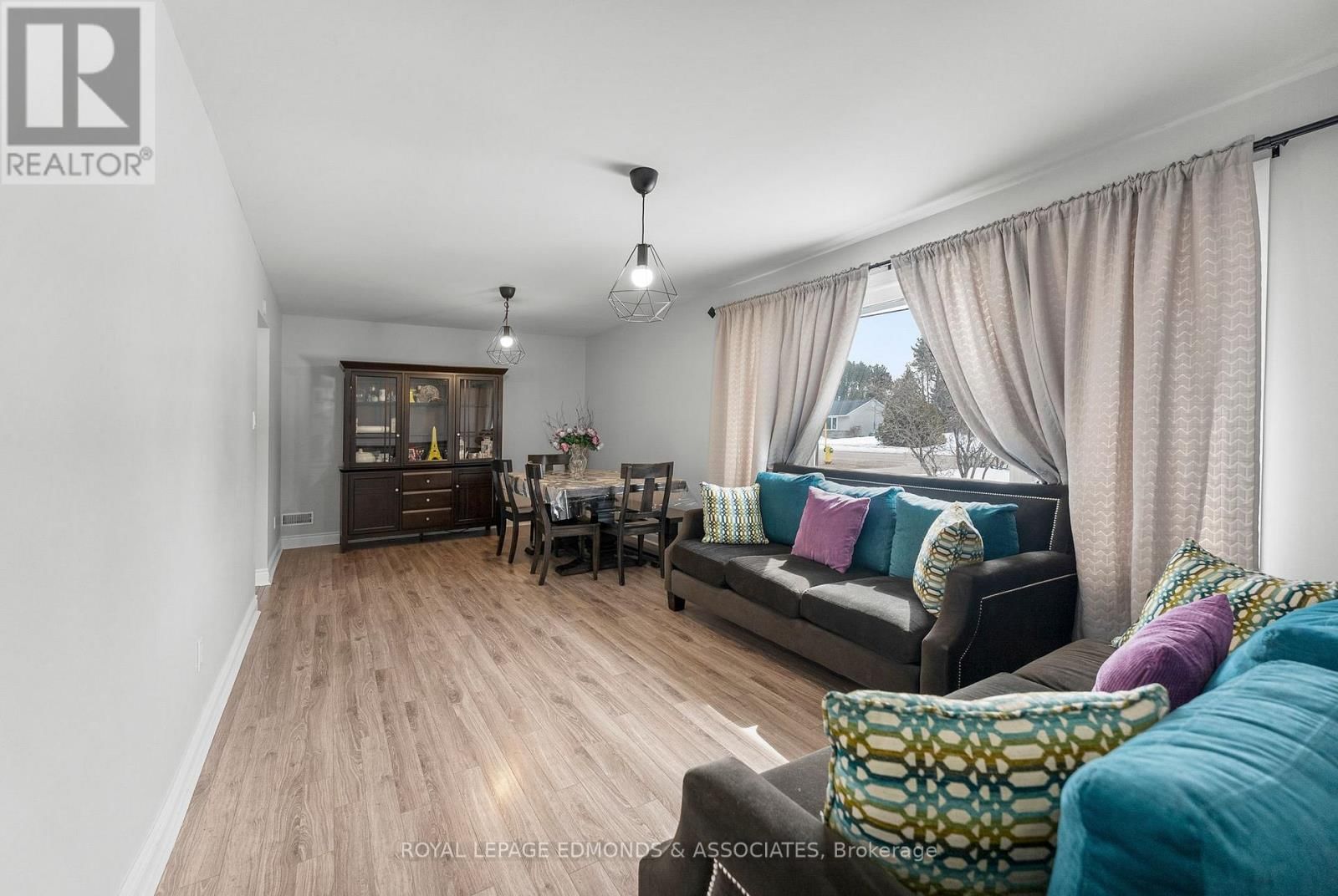 31 SILKE DRIVE Image 16