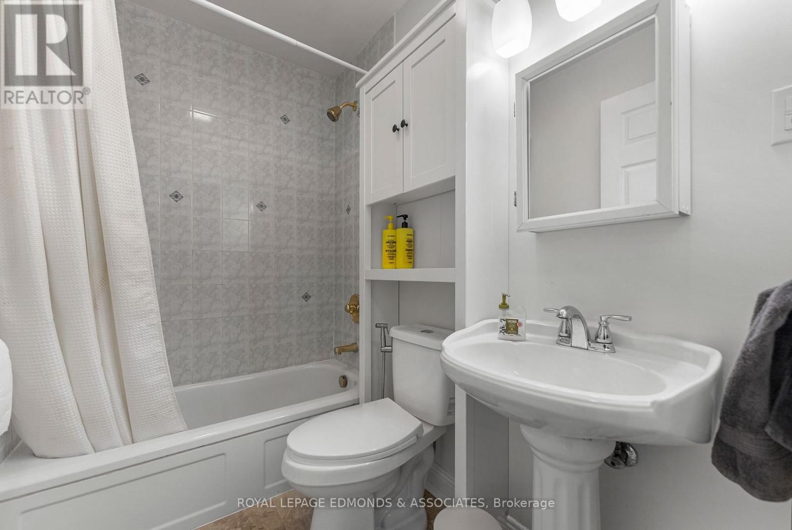 31 SILKE DRIVE Image 18