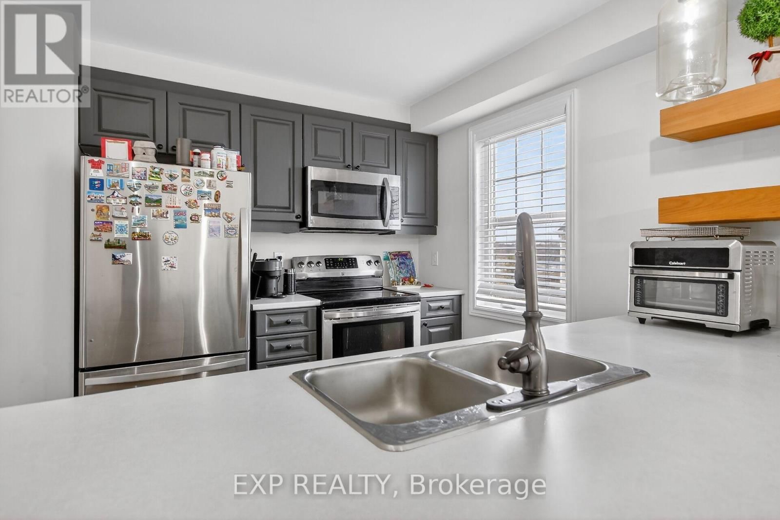 549 ENSATINA CRESCENT Image 15