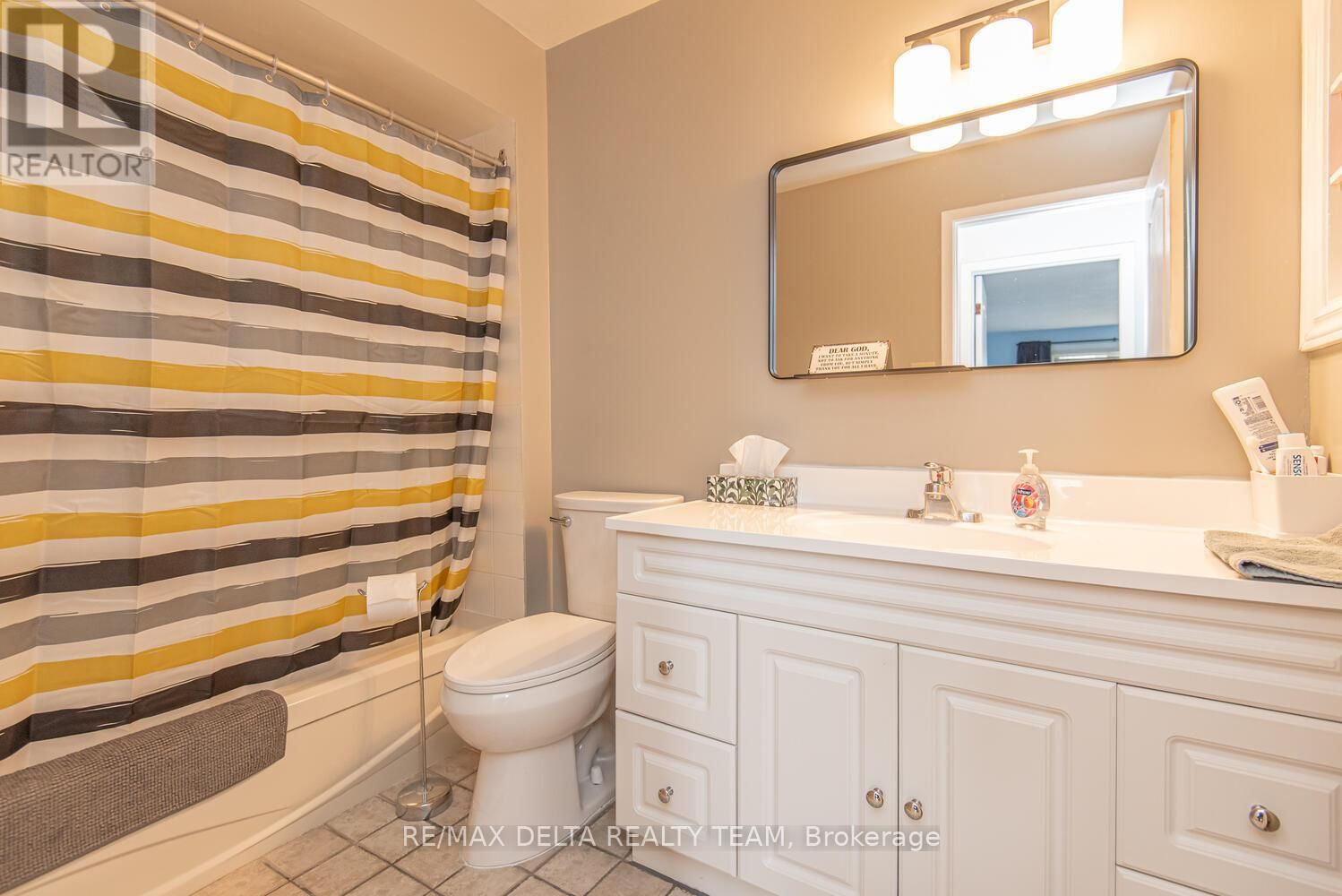 207 - 475 CANTEVAL TERRACE Image 19