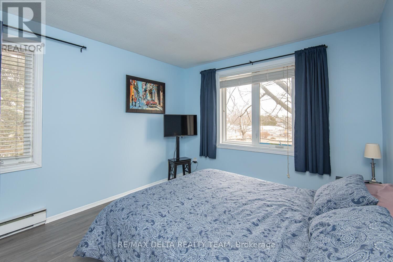 207 - 475 CANTEVAL TERRACE Image 21