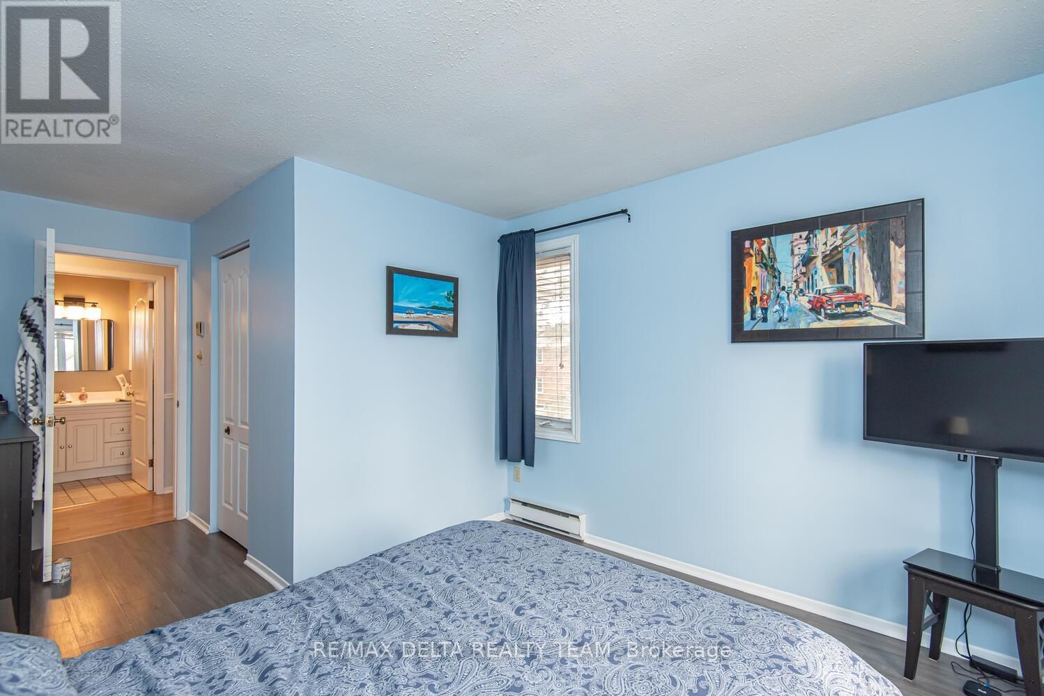 207 - 475 CANTEVAL TERRACE Image 23