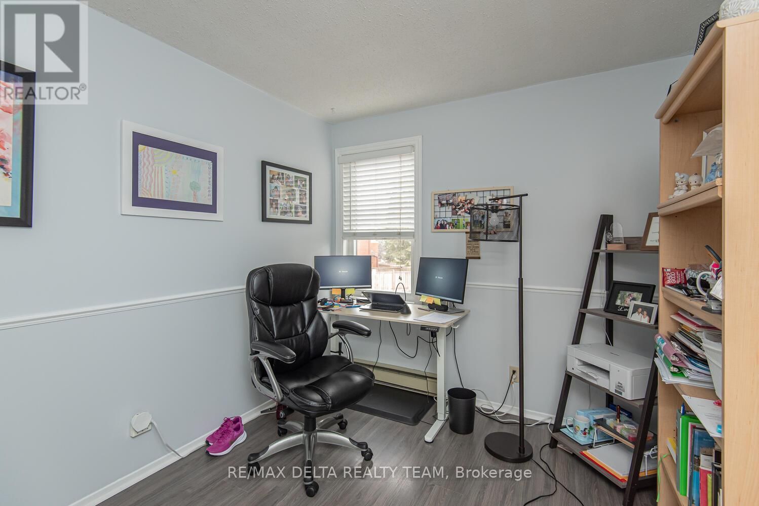 207 - 475 CANTEVAL TERRACE Image 24