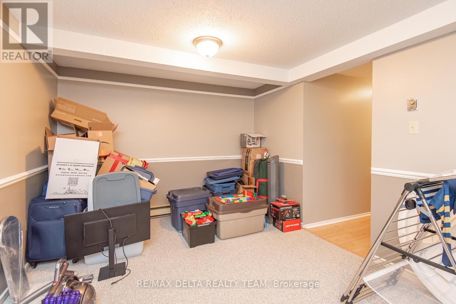 207 - 475 CANTEVAL TERRACE Image 26