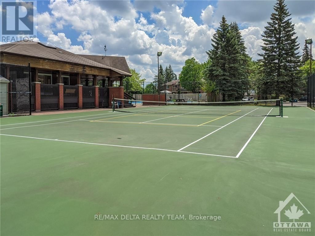 207 - 475 CANTEVAL TERRACE Image 35