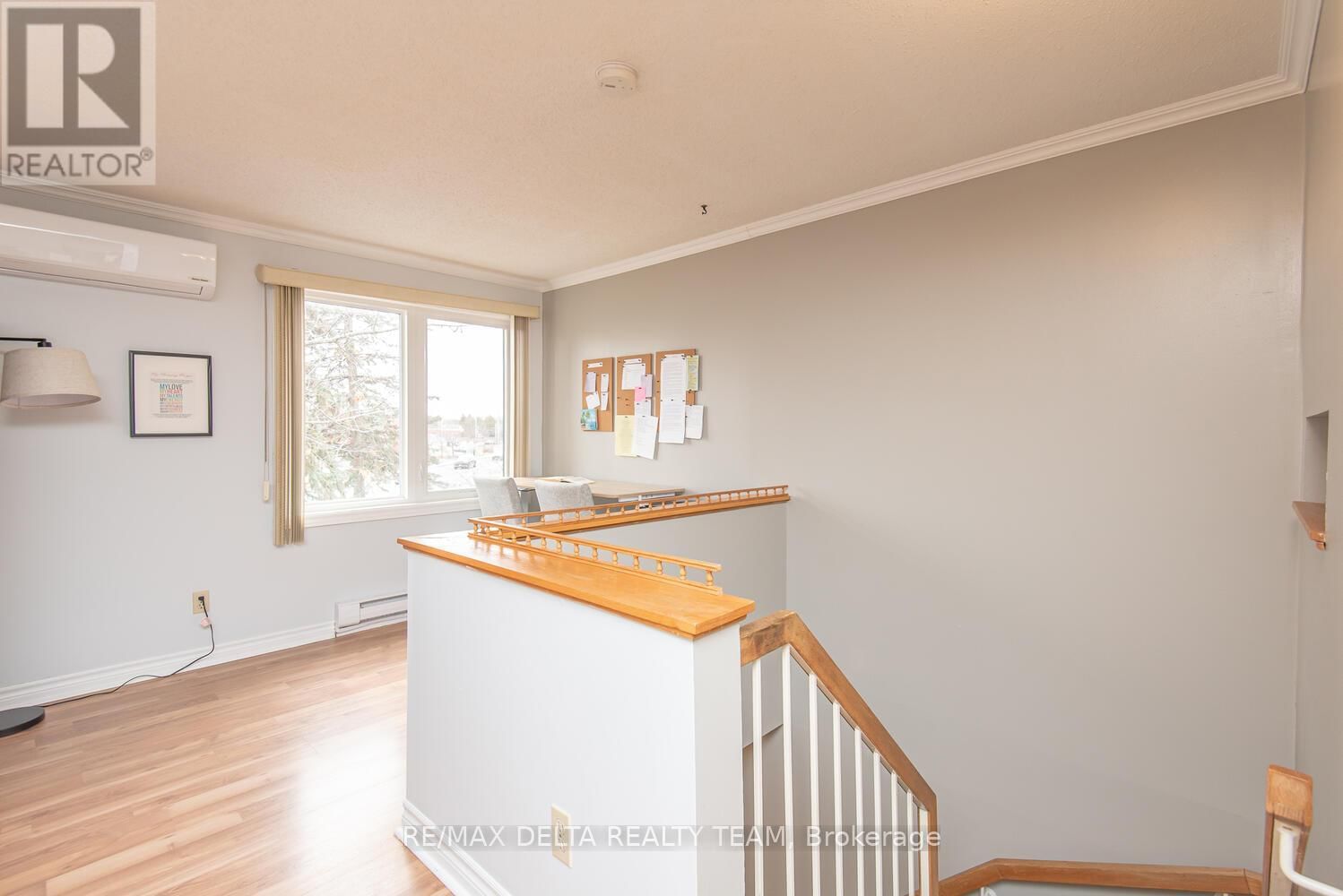 207 - 475 CANTEVAL TERRACE Image 4