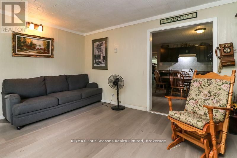 96 LORNE STREET Image 16