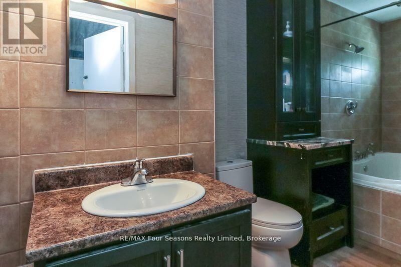 96 LORNE STREET Image 23