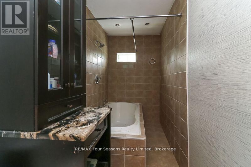 96 LORNE STREET Image 24