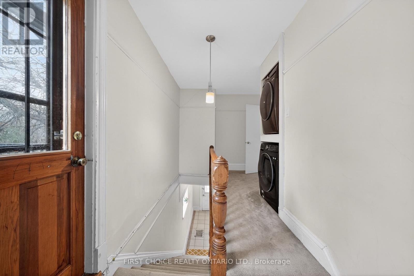 34 GILMOUR STREET Image 15