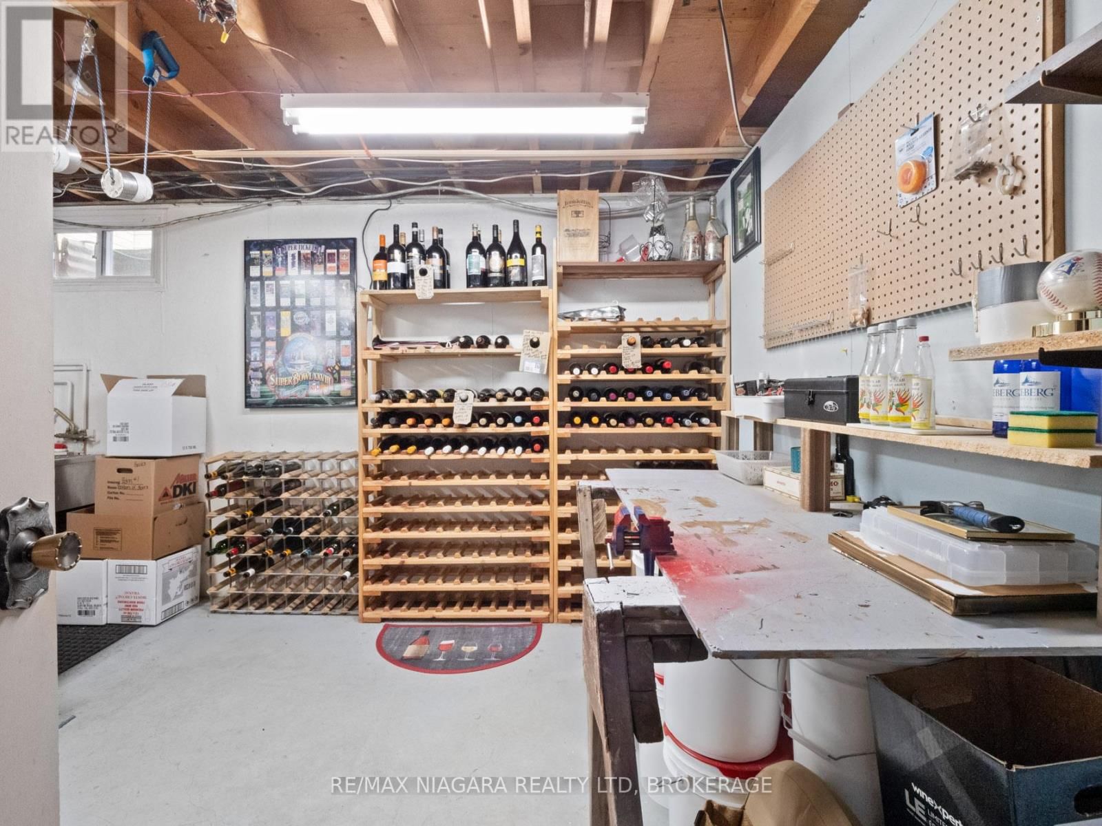 7058 FREEMAN STREET Image 33