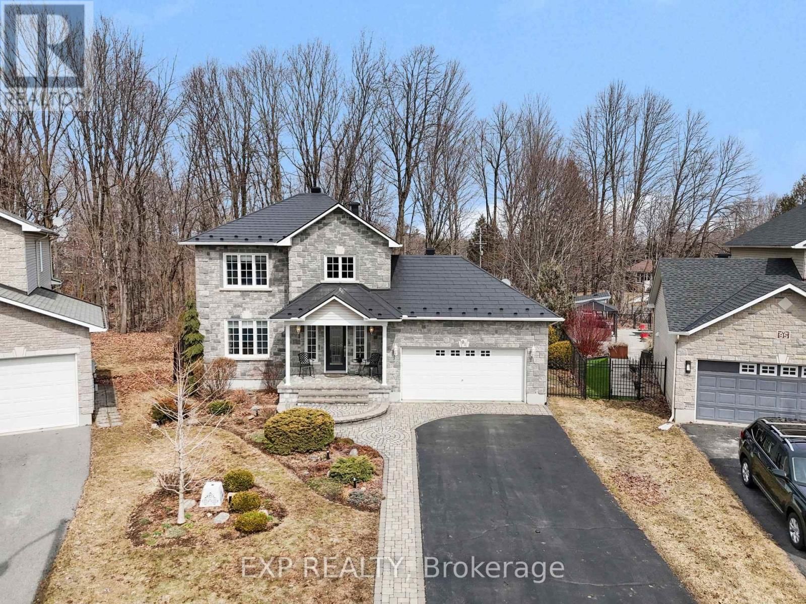 91 REMBRANDT DRIVE Image 37