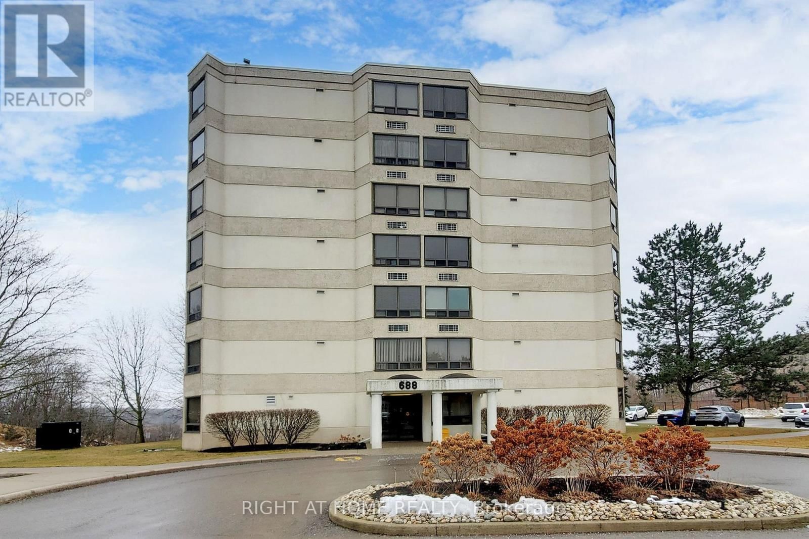 403 - 688 PRESTON PARKWAY Image 18