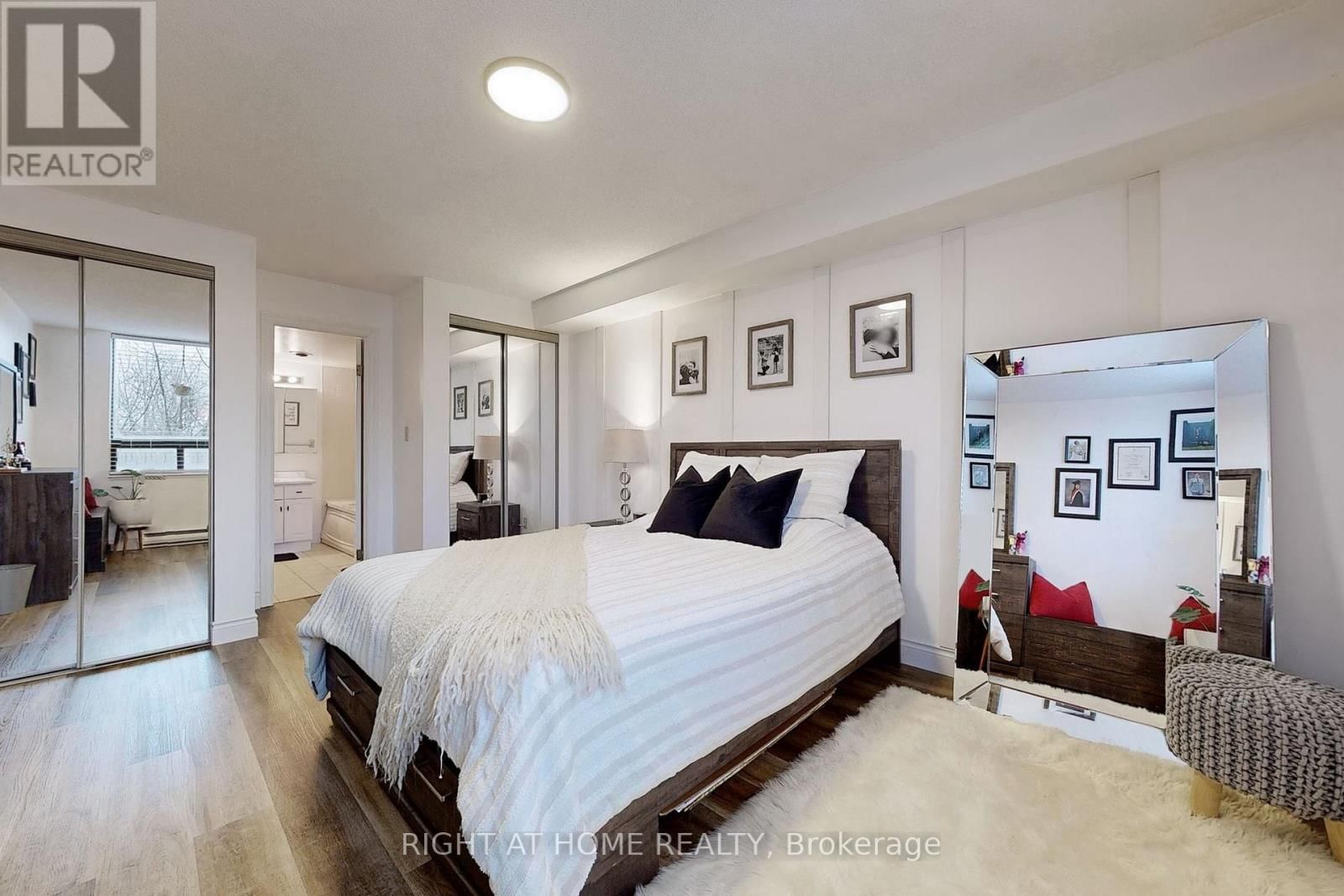 403 - 688 PRESTON PARKWAY Image 40