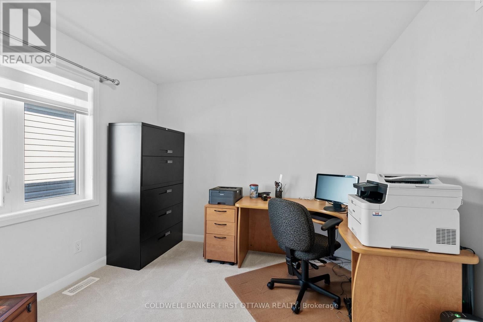 522 ANCHOR CIRCLE Image 27