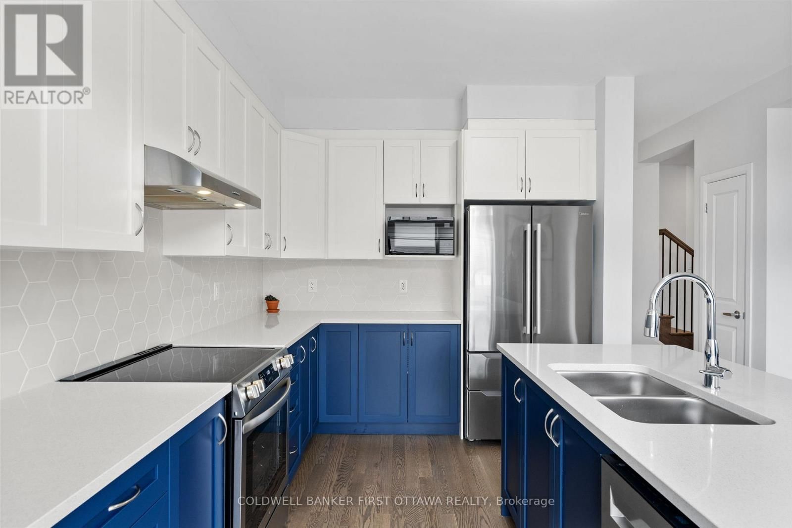 522 ANCHOR CIRCLE Image 17