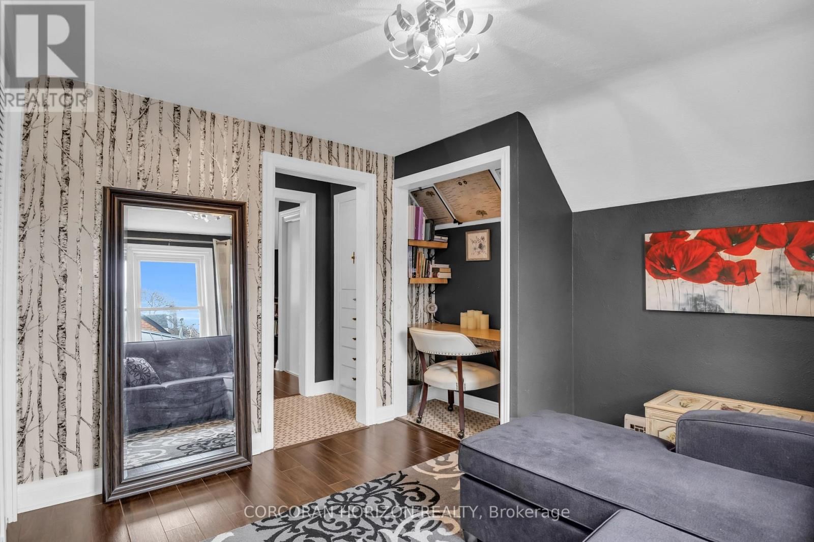 296 WEBER STREET EAST Image 27