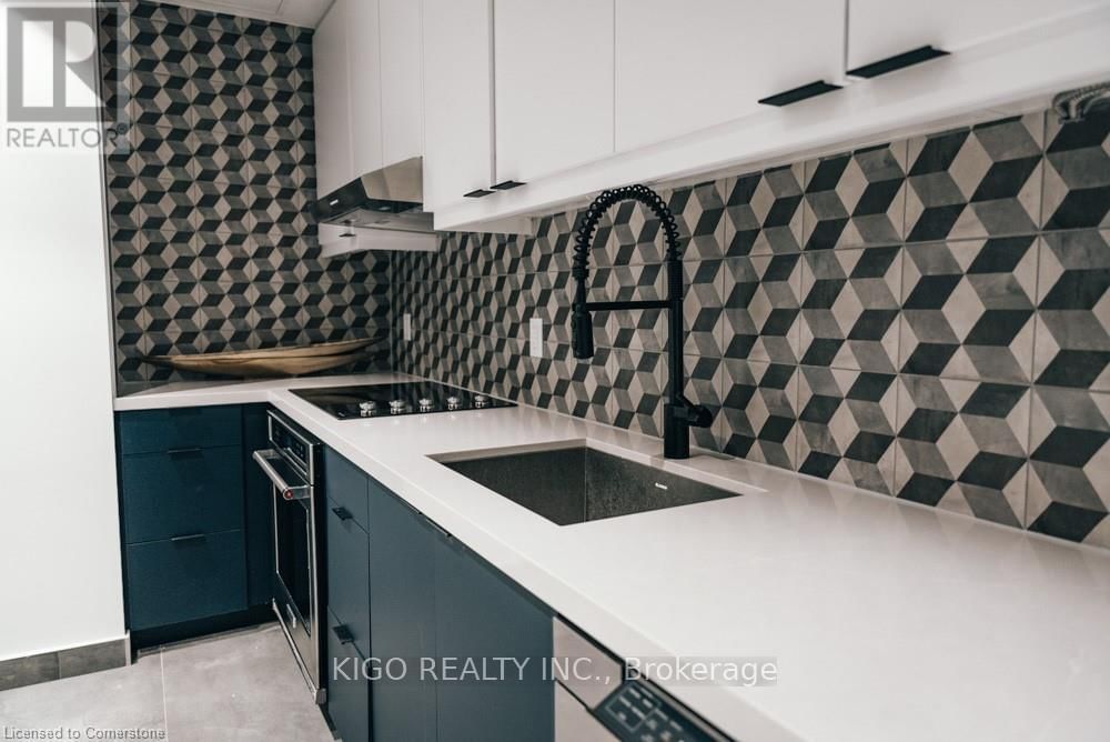 911 - 5 WELLINGTON STREET SOUTH Image 13