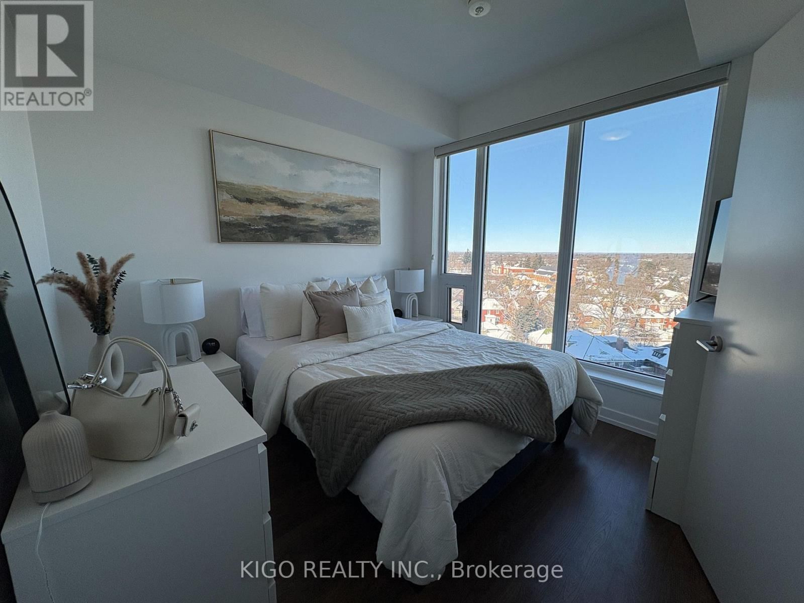 911 - 5 WELLINGTON STREET SOUTH Image 23