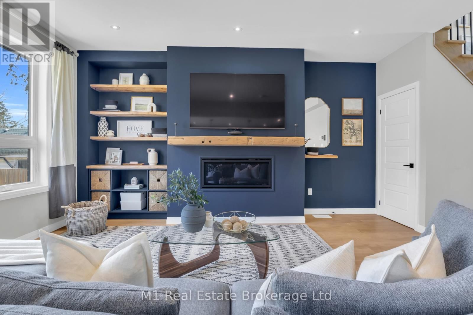 25 CREEKSIDE TERRACE Image 10