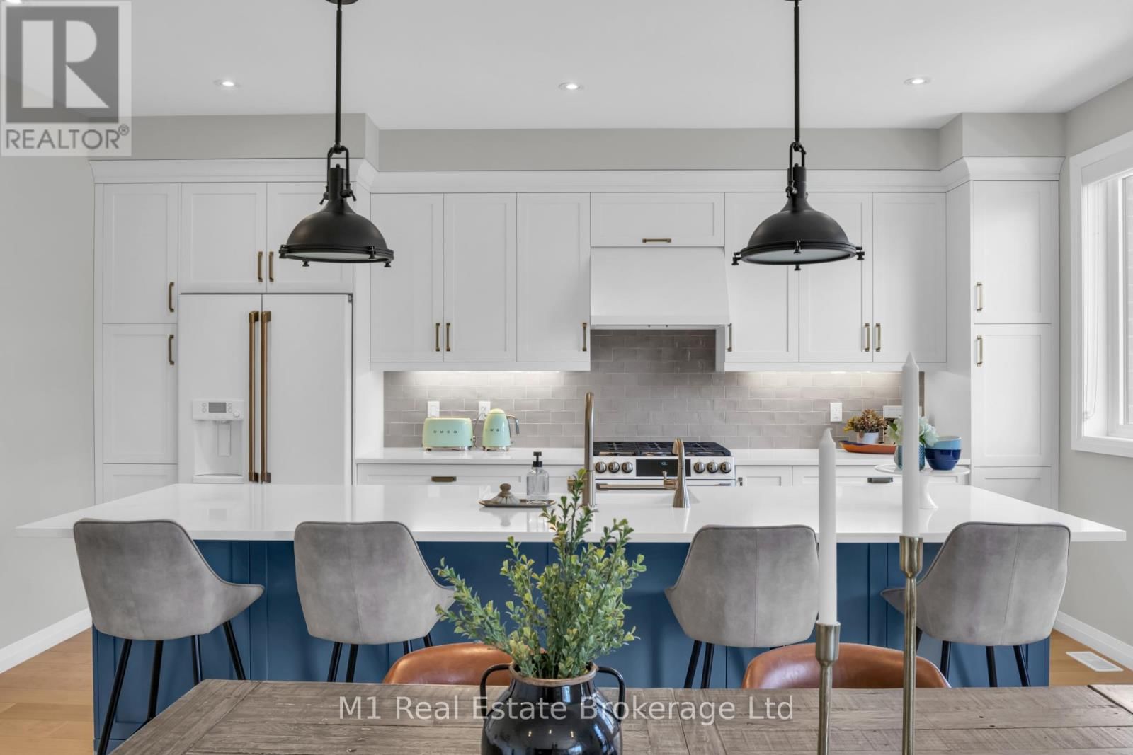 25 CREEKSIDE TERRACE Image 15