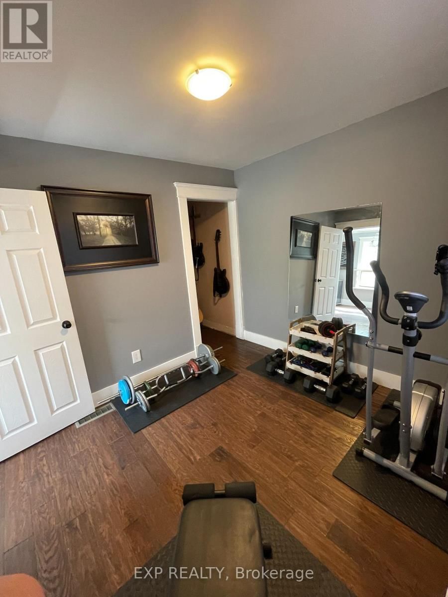 95 LANGARTH STREET EAST Image 14