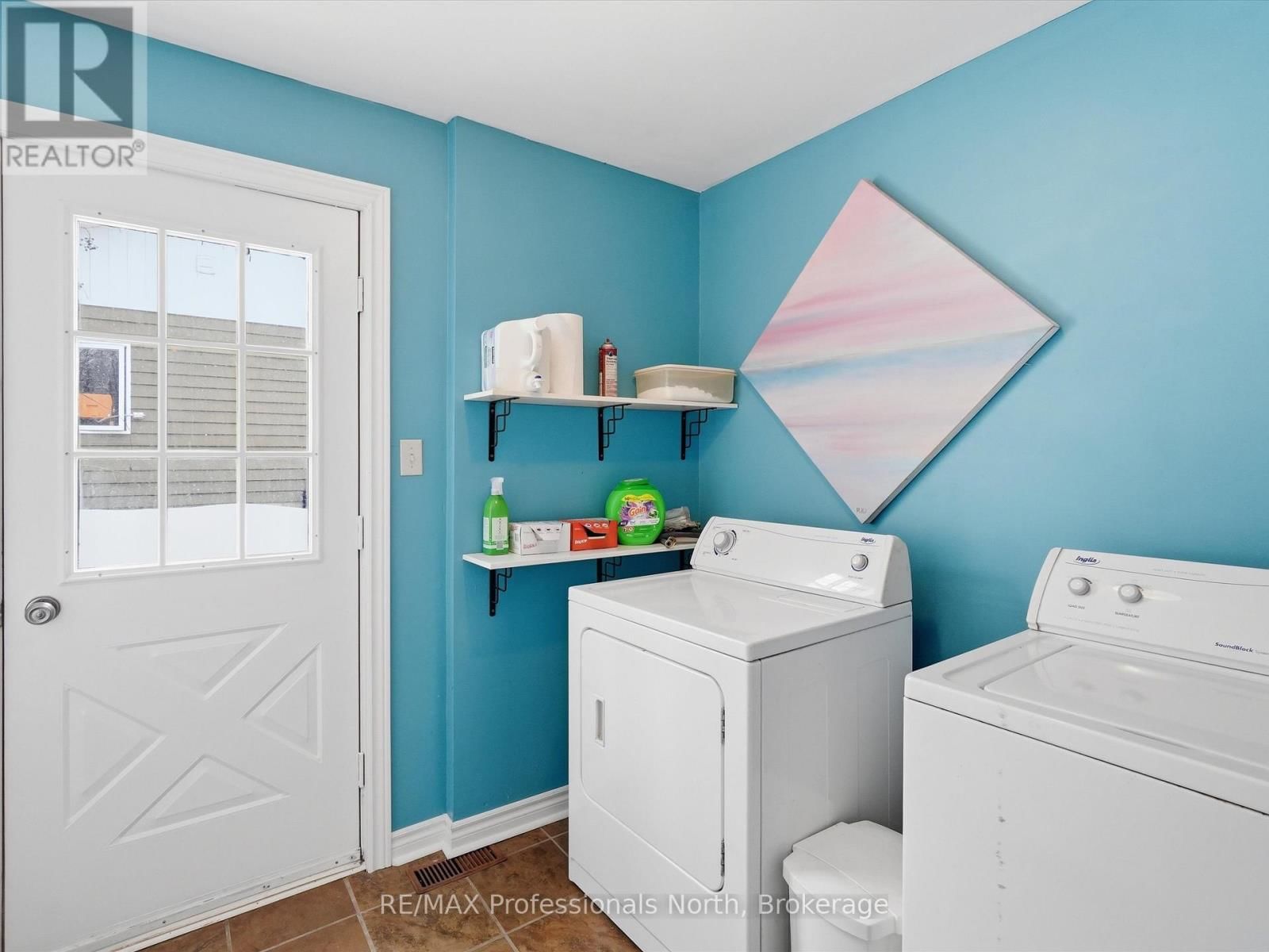 1 GLENDALE ROAD Image 19