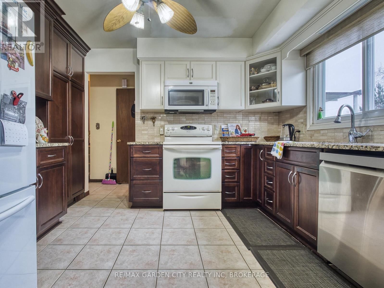 102 MEREDITH DRIVE Image 14