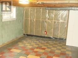 64 GLENVIEW DRIVE Image 16