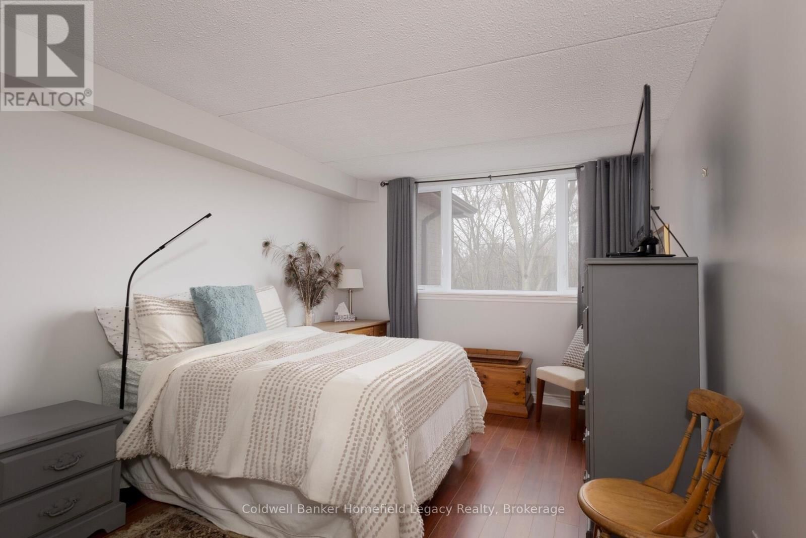 22 ST ANDREW STREET NORTH Image 12