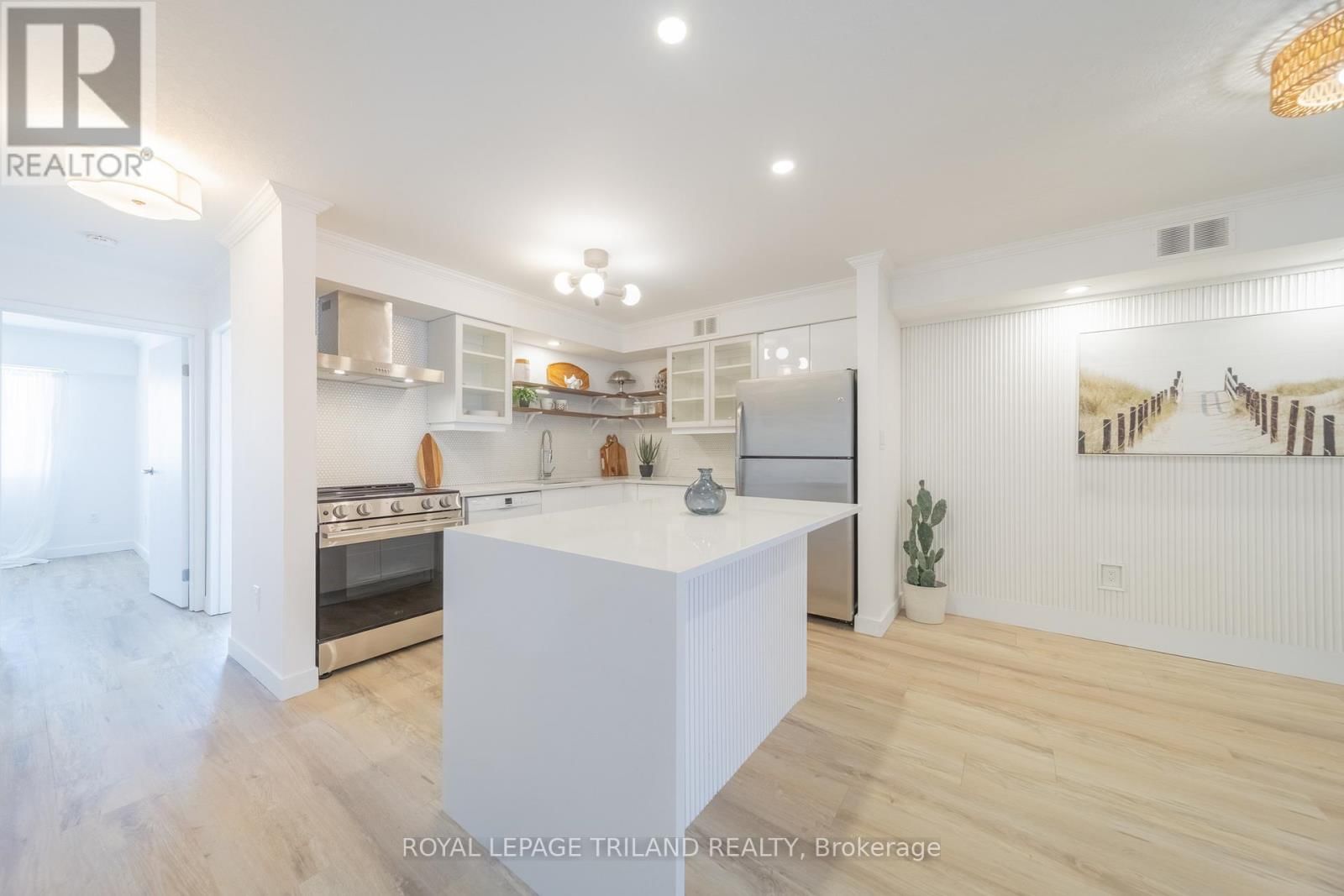 7 - 8 OAK STREET Image 21