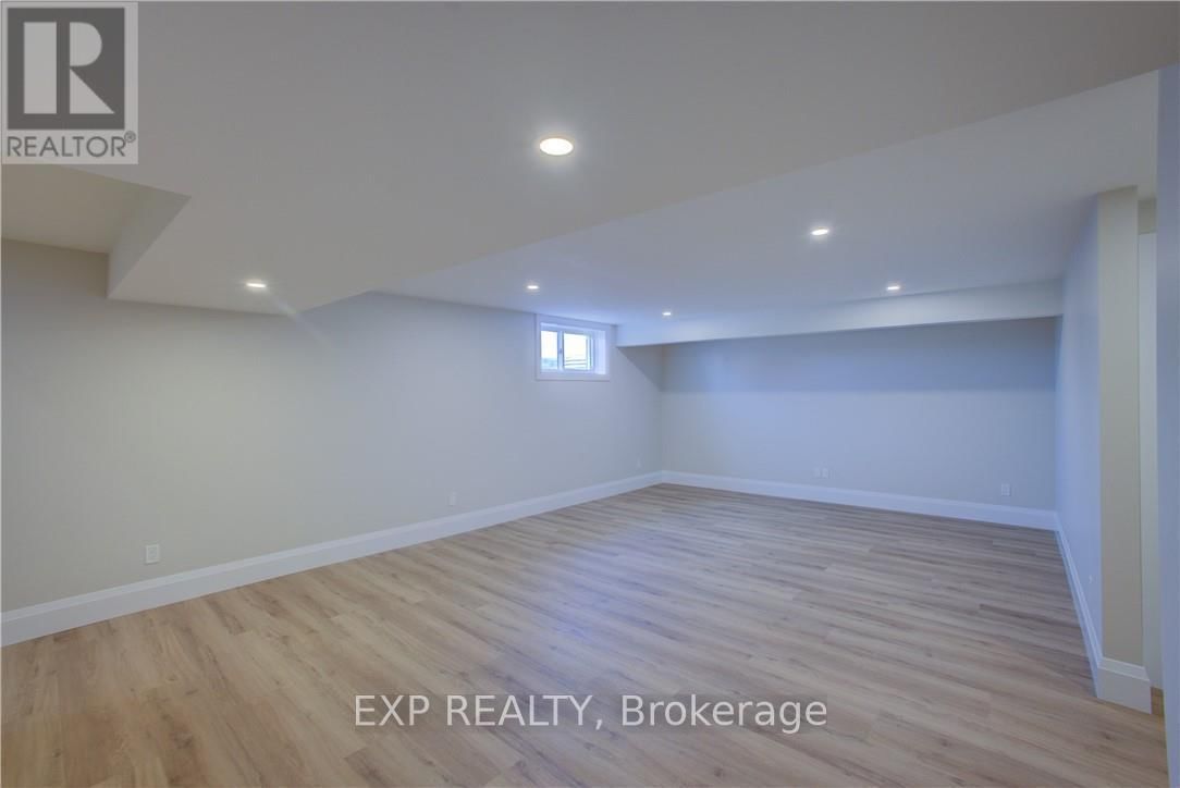 91 BEDELL DRIVE Image 34