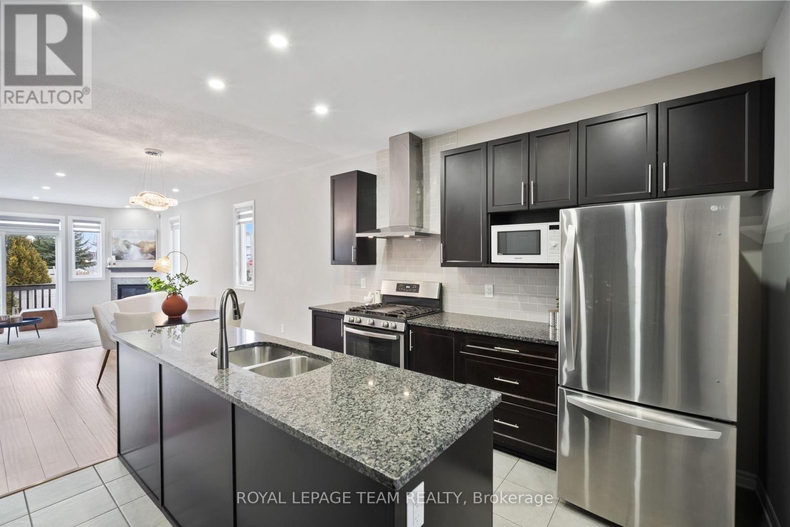 10 KINETIC WAY Image 13