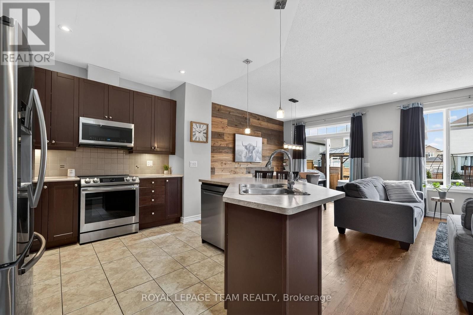 336 GLENBRAE AVENUE Image 19