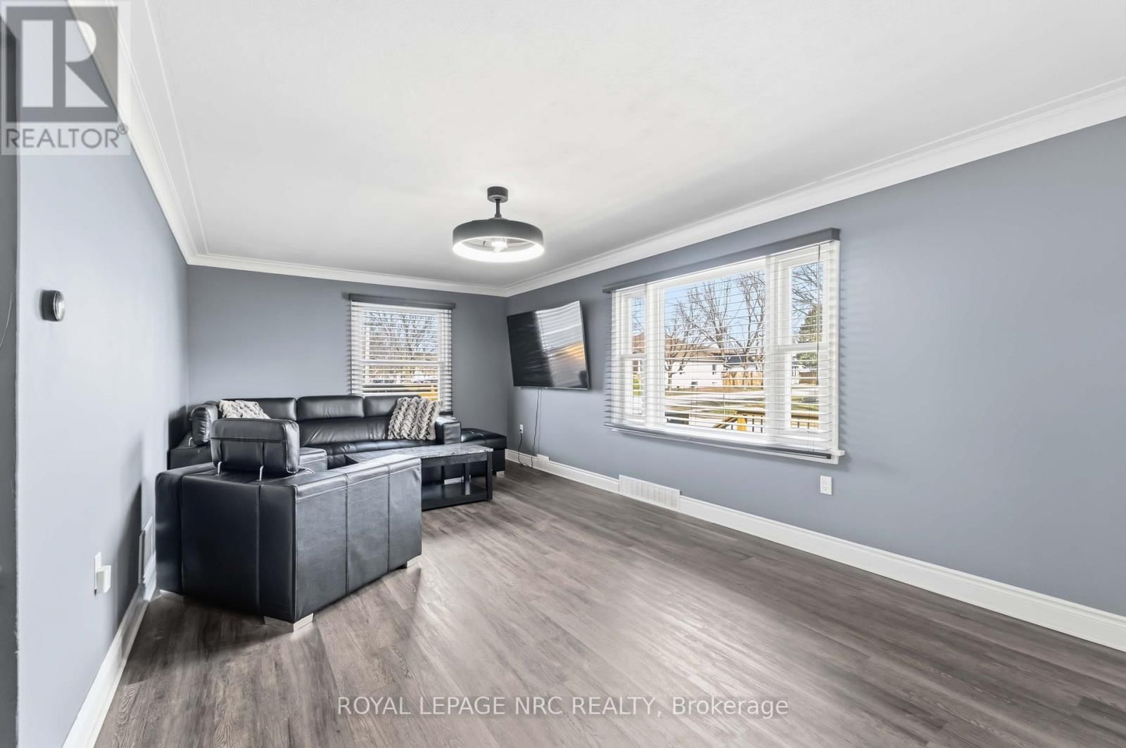 45 SHAKESPEARE AVENUE Image 12