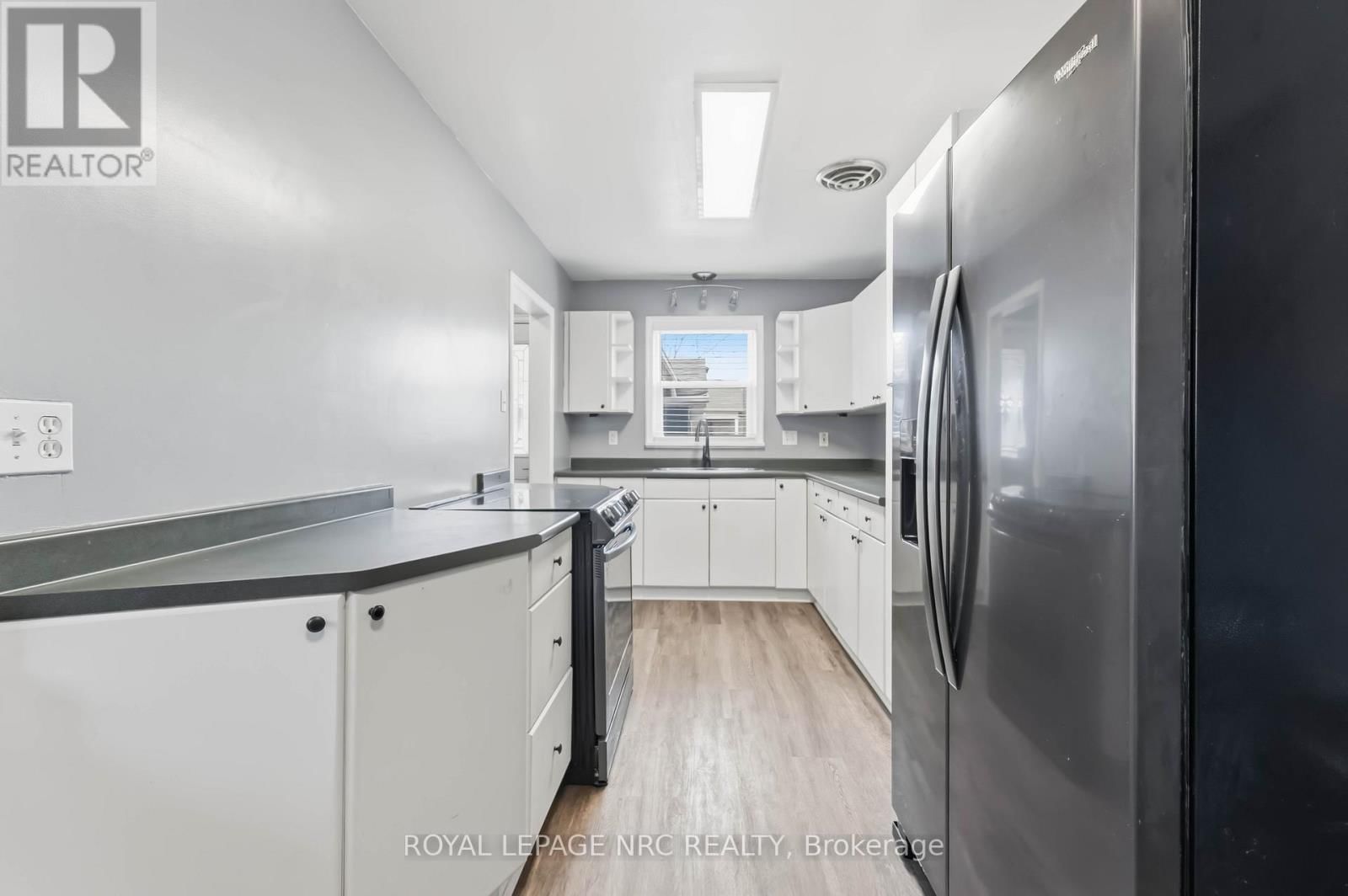 45 SHAKESPEARE AVENUE Image 20