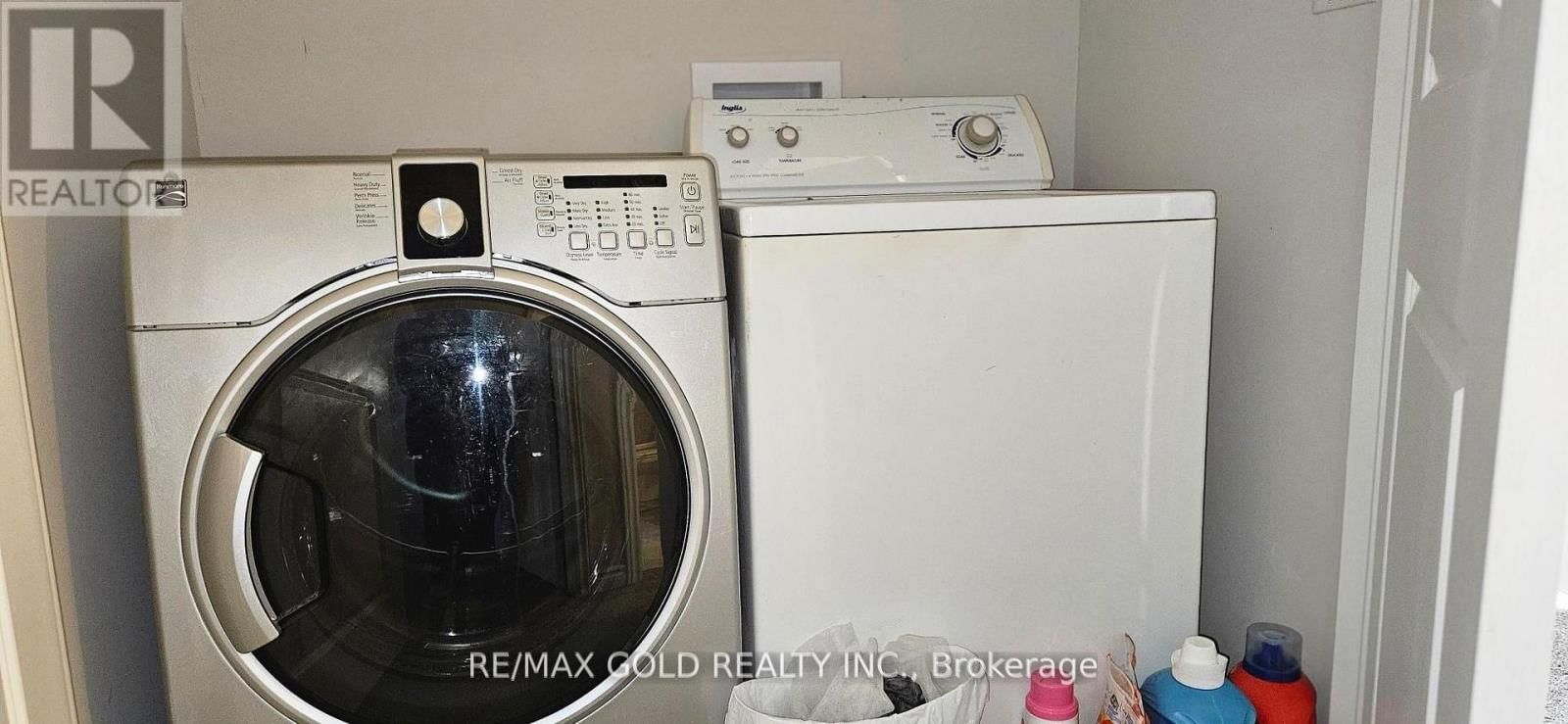 Upper - 350 LUELLA STREET Image 21